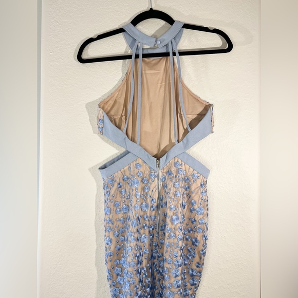 L’ATISTE Lace & Embroidered Midi Cocktail Dress, Size M - Picture 9 of 13